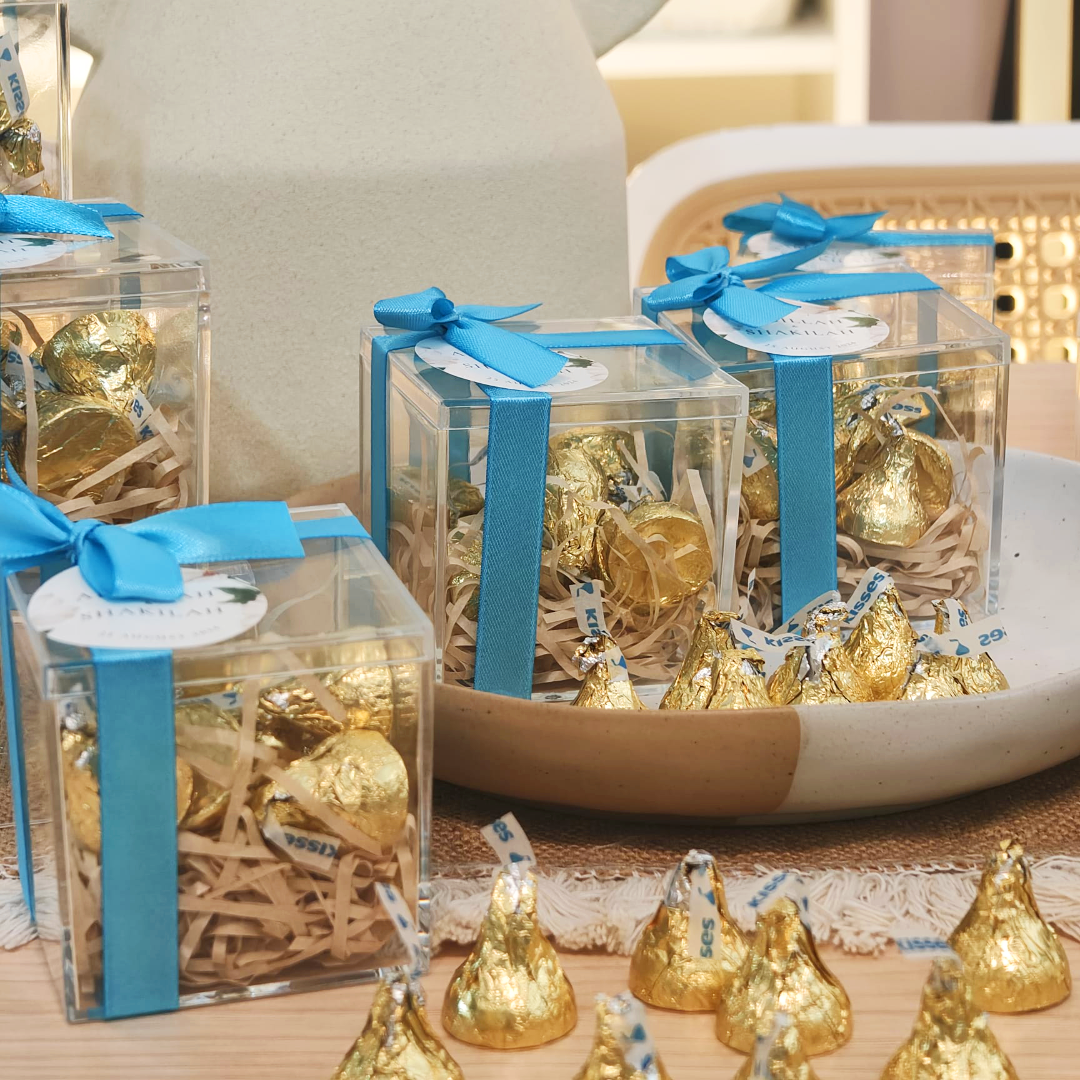 HERSHEYS IN ELEGANT PVC BOX