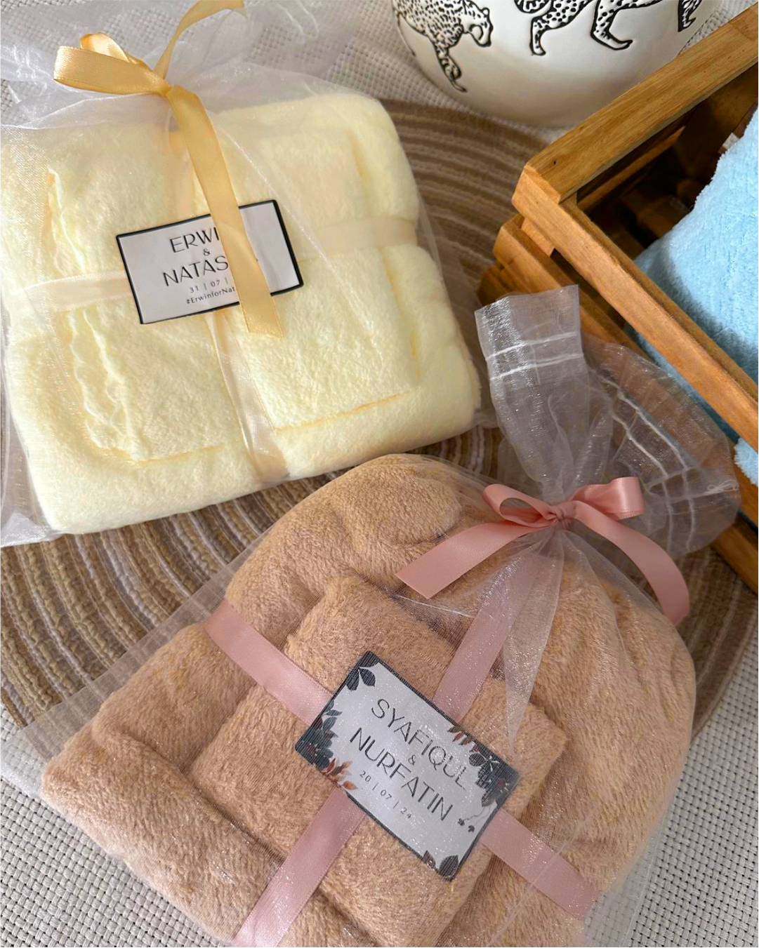 SOFT MICROFIBER TOWEL (SET OF TWO)