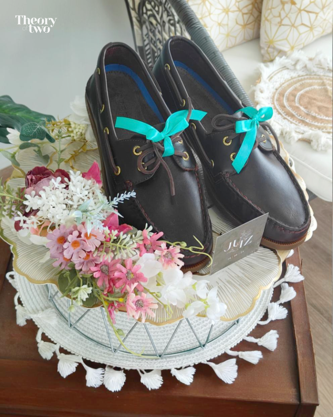 CLASSIC FLORAL SCALLOP WOODEN BASE WEDDING GIFT TRAY (GUBAHAN)