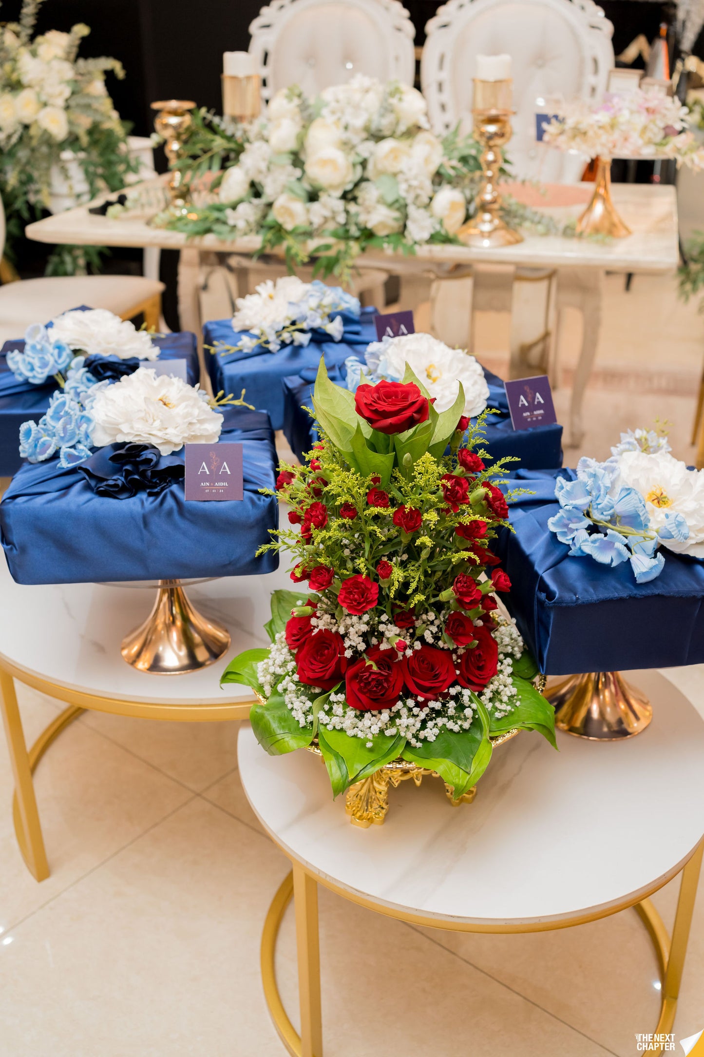 HIDDEN HANTARAN WEDDING GIFT TRAY (GUBAHAN)