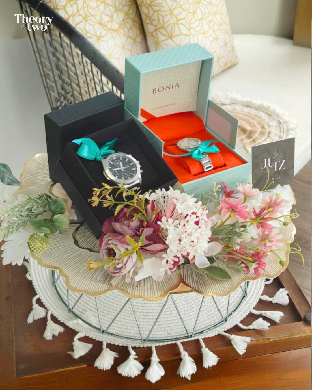 CLASSIC FLORAL SCALLOP WOODEN BASE WEDDING GIFT TRAY (GUBAHAN)