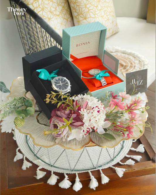 CLASSIC FLORAL SCALLOP WOODEN BASE WEDDING GIFT TRAY (GUBAHAN)