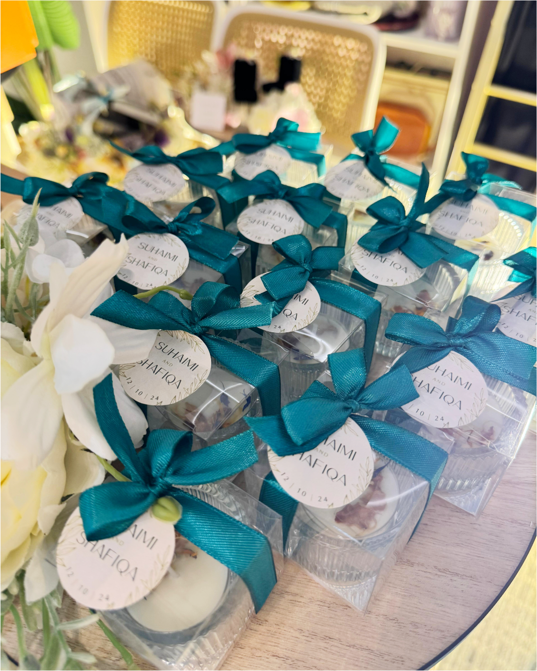 BUNGA RAMPAI TEA LIGHT + CLEAR GLASS HOLDER (MINIMUM ORDER OF 30 PCS)