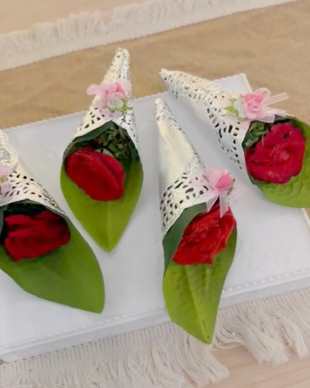 TRADITIONAL BUNGA RAMPAI TEPAK SIREH (MINIMUM ORDER OF 30 PCS)