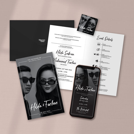 COUPLE PICTURE FOLDED WEDDING INVITATION