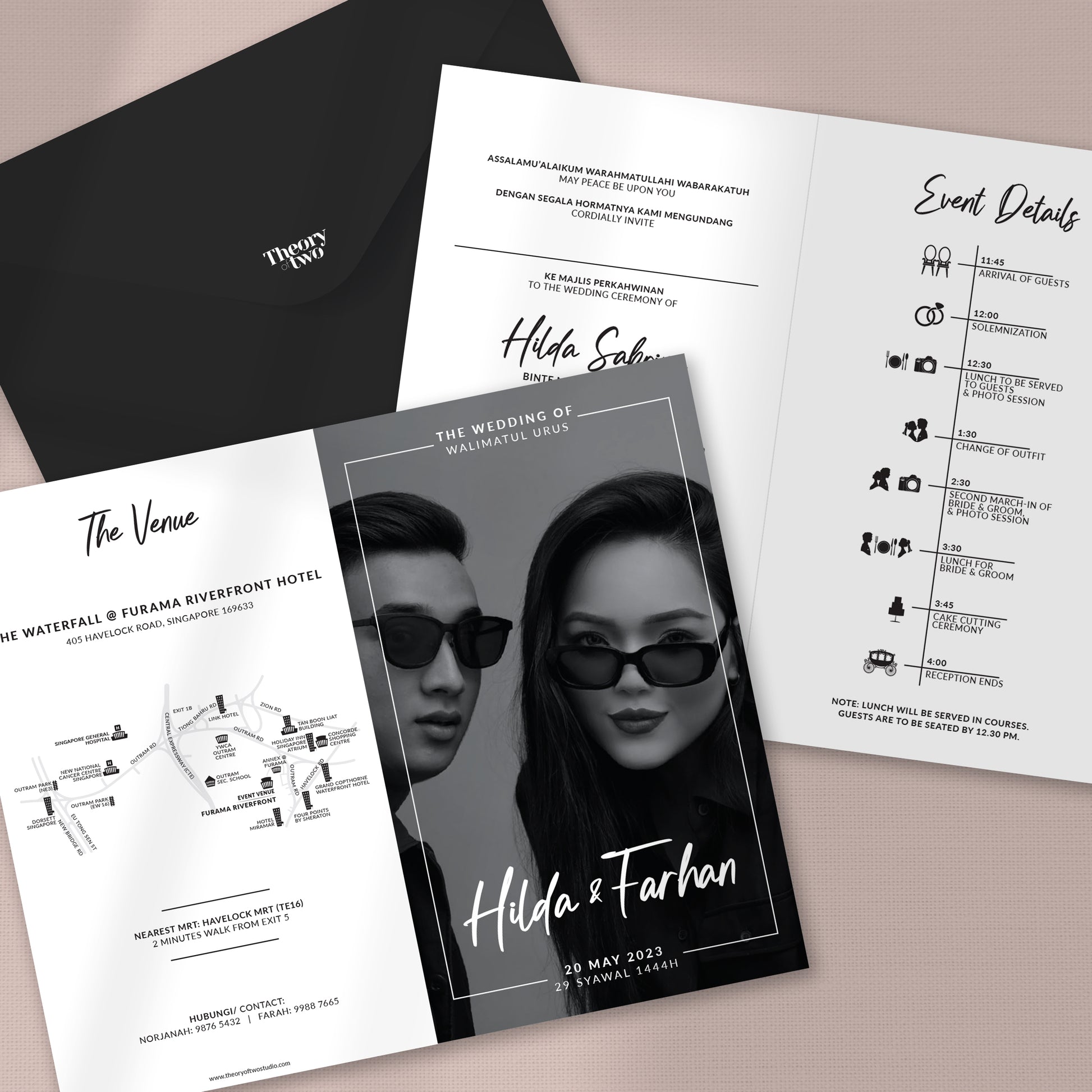 COUPLE PICTURE FOLDED WEDDING INVITATION