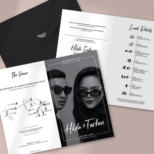 COUPLE PICTURE FOLDED WEDDING INVITATION