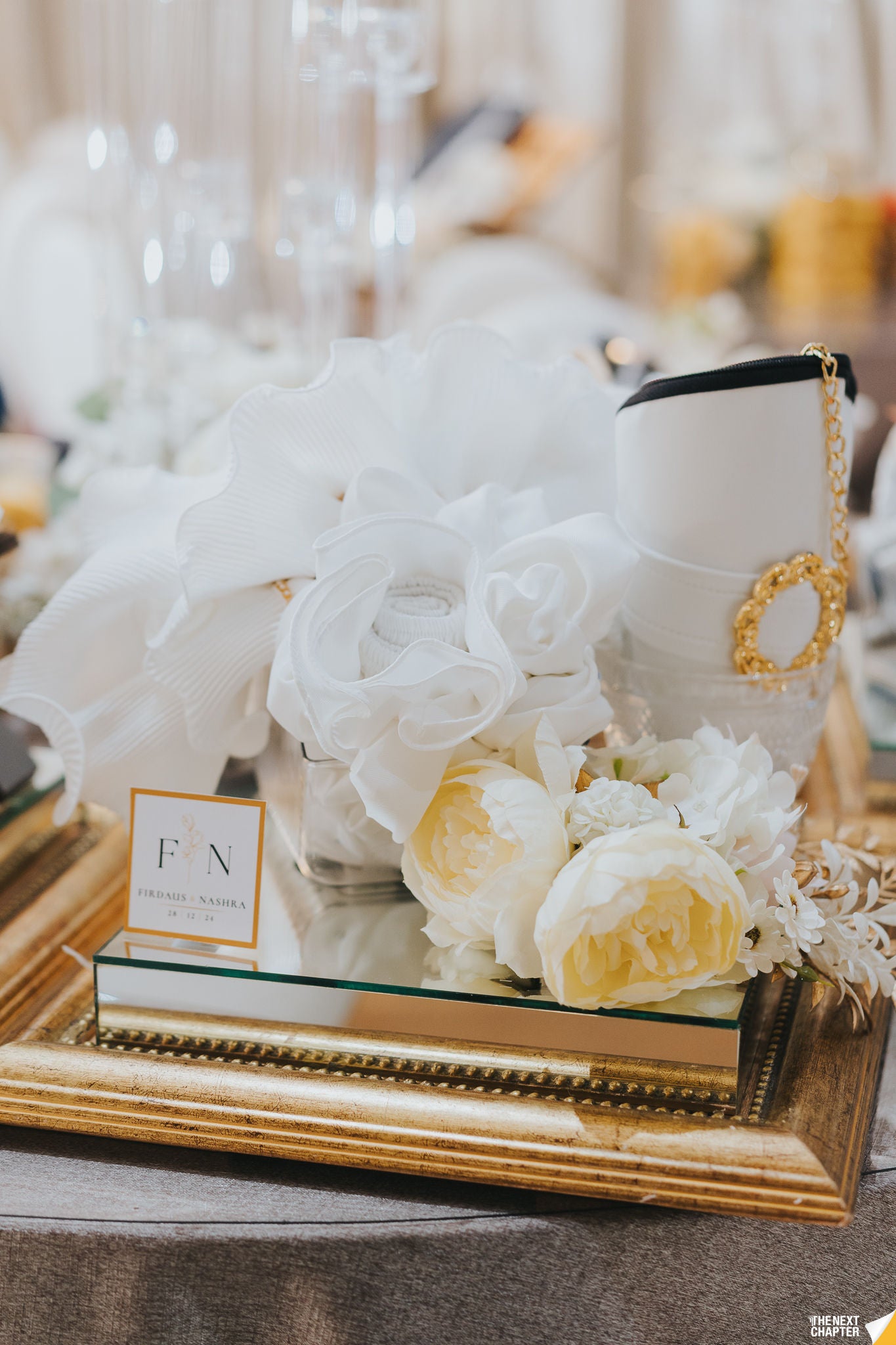 COPPER/ GOLD MIRRORED-BASE WEDDING GIFT TRAY (GUBAHAN)