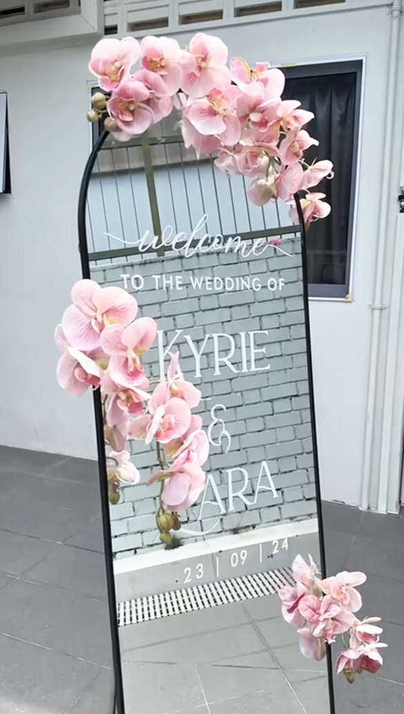 STANDING MIRROR (PURCHASE)