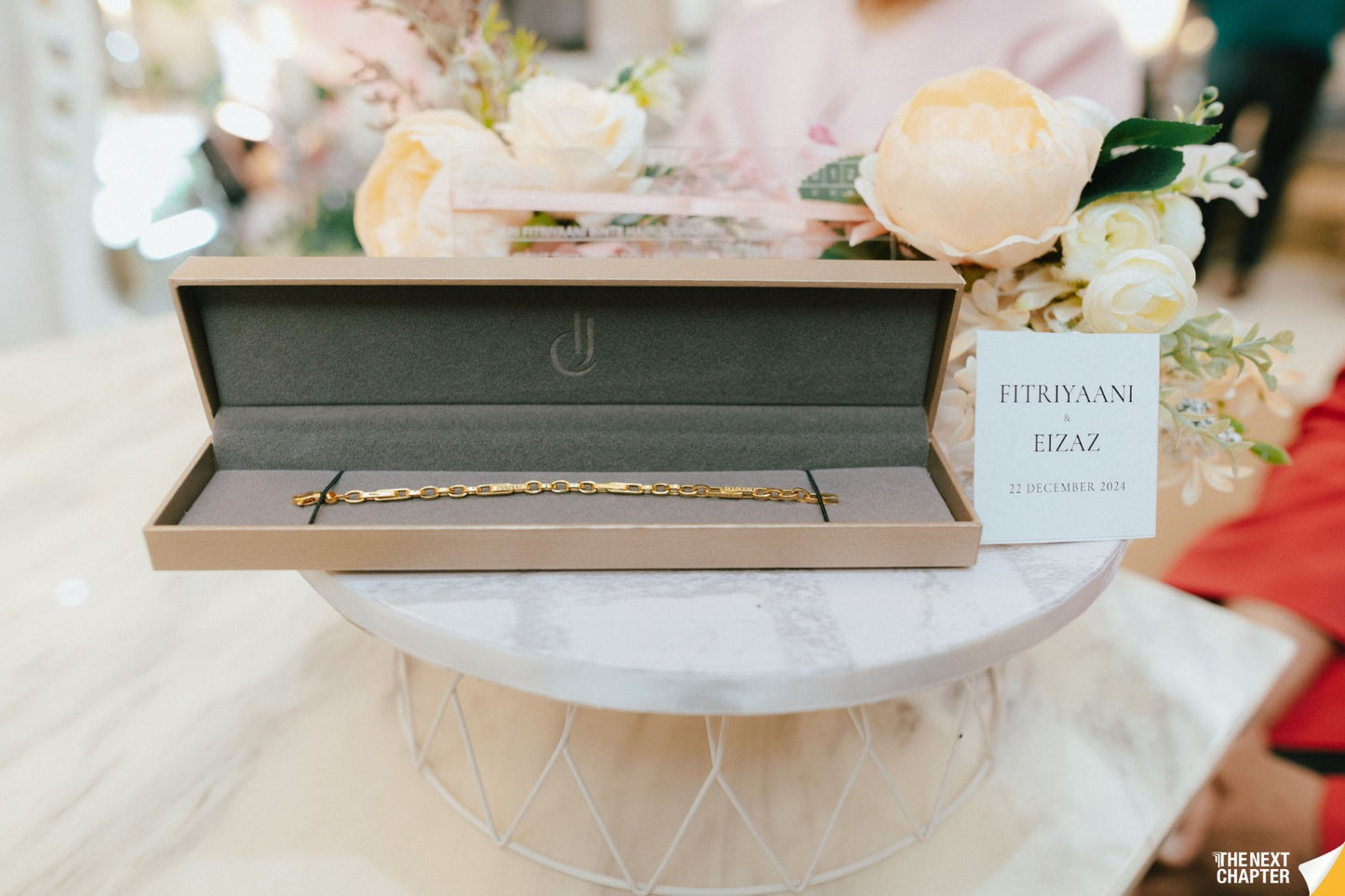 CLASSIC MARBLE WOODEN WEDDING GIFT TRAY (GUBAHAN)