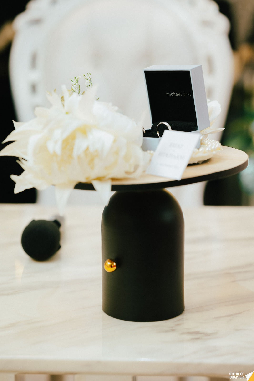 MIDNIGHT LUXE WEDDING GIFT TRAY (GUBAHAN)