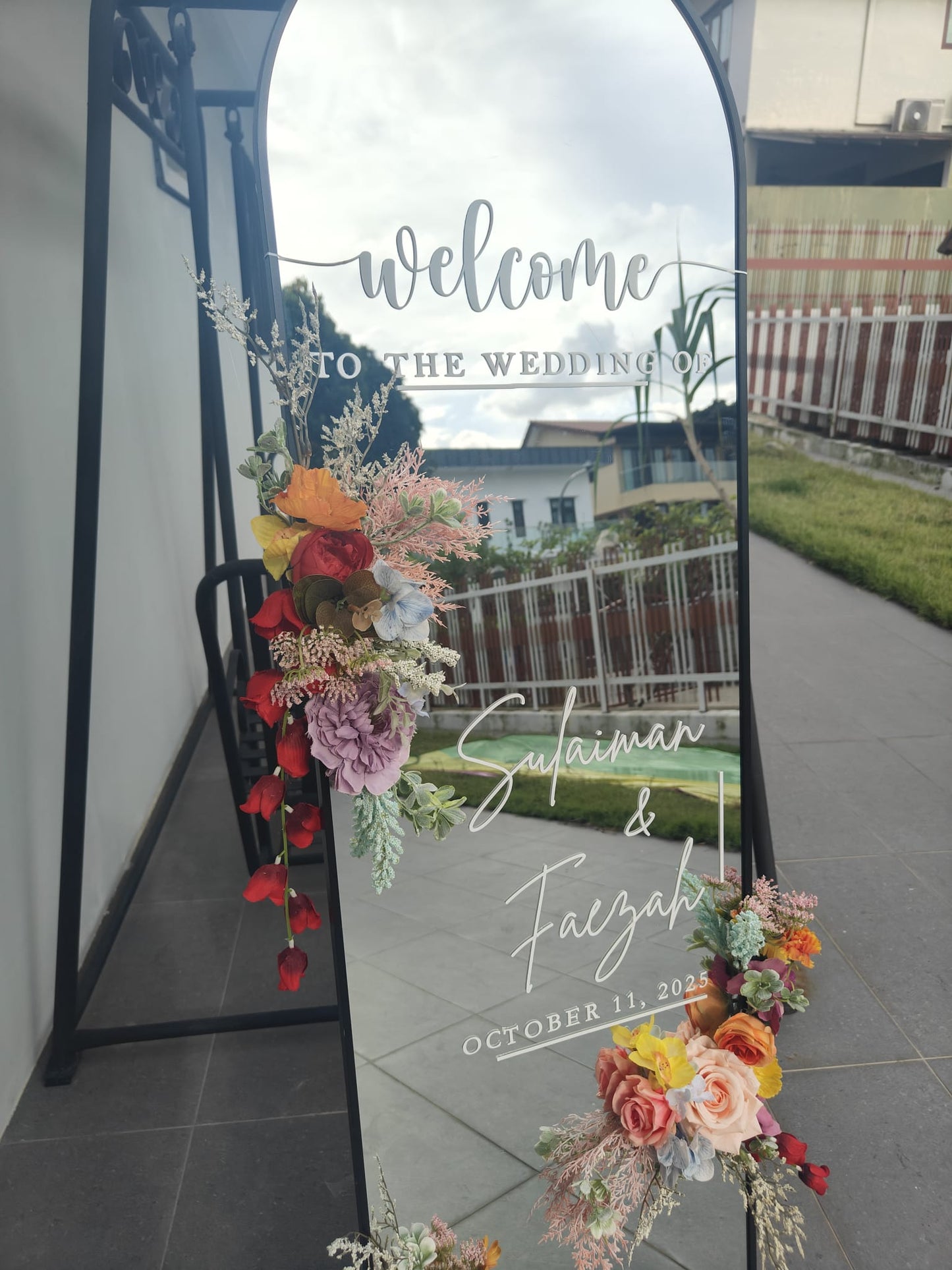 STANDING MIRROR (PURCHASE)