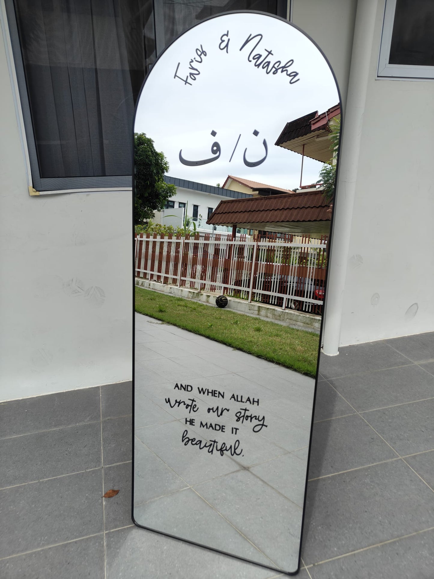 STANDING MIRROR (RENTAL)