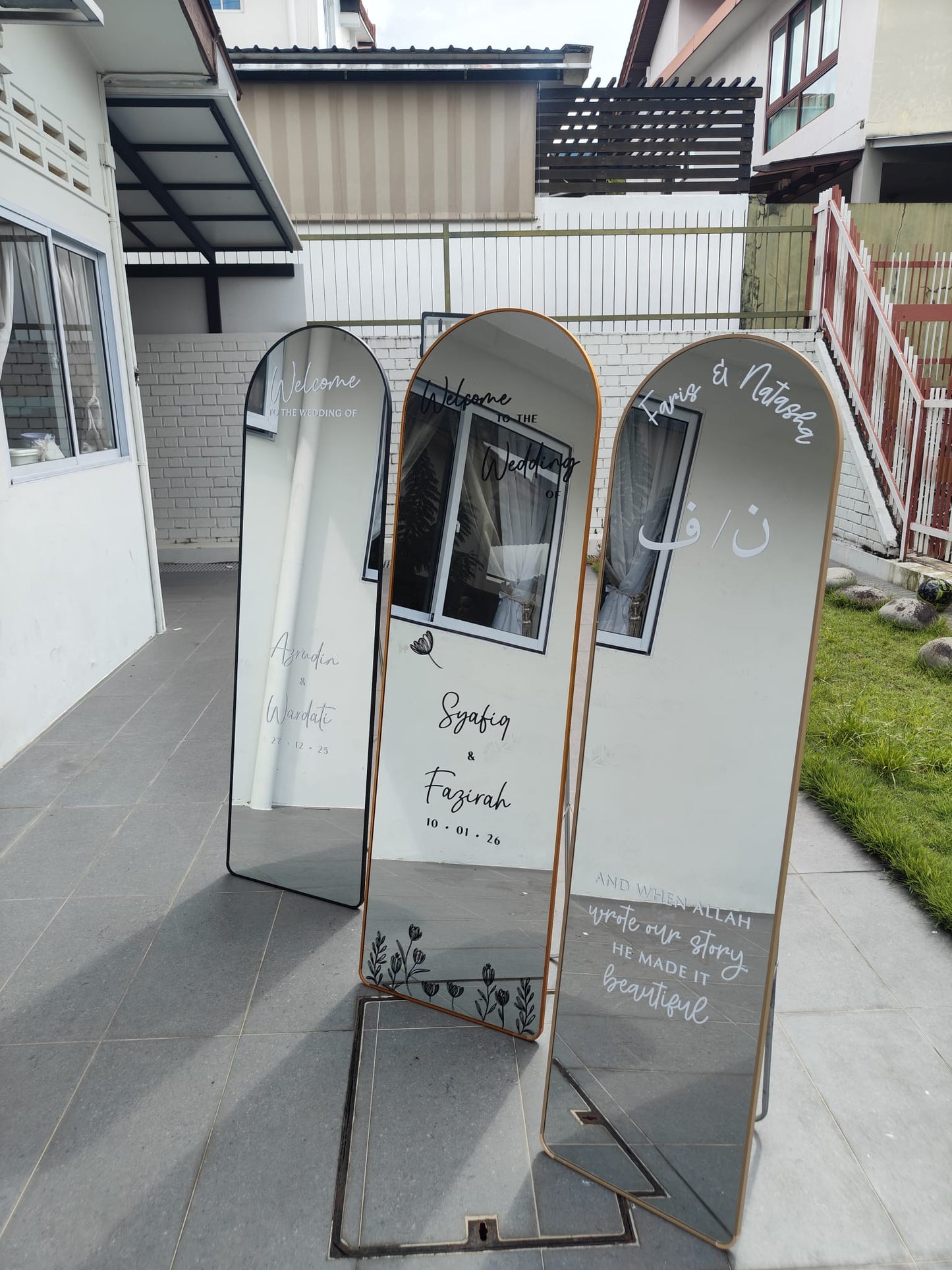 STANDING MIRROR (PURCHASE)