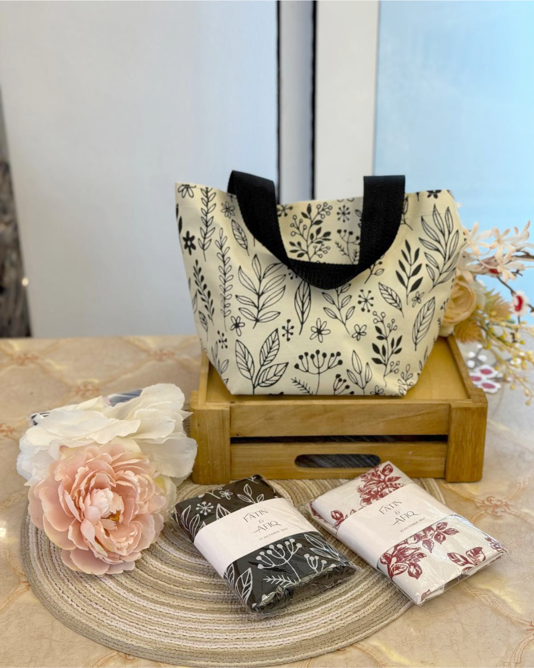 TOTE BAG POLYESTER (S) WITH PERSONALIZED SLEEVE