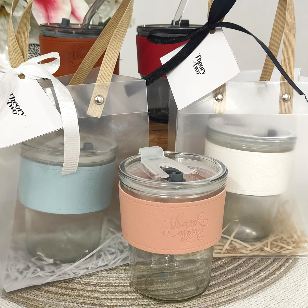 GLASS TUMBLER IN FROSTED BAG