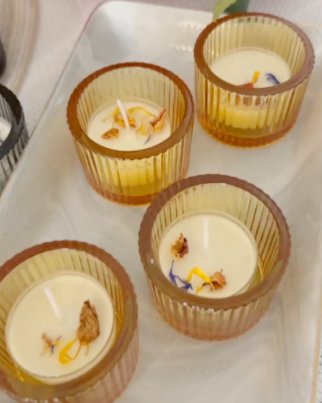 BUNGA RAMPAI TEA LIGHT + COLOURED GLASS HOLDER (MINIMUM ORDER OF 30 PCS)